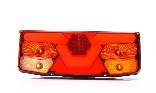 Lumină spate dreapta 5 funcții W138P