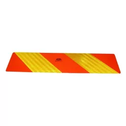 Tablă reflectorizantă cu dungi 565*140 (2 buc)