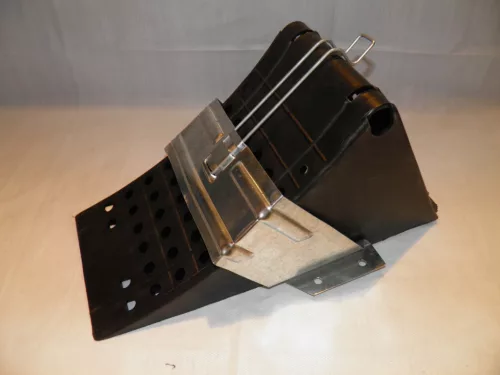 Roată 475*200*228 mm neagră cu suport metalic