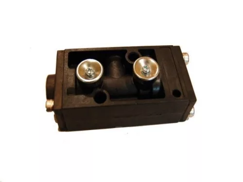 Comutator divizor