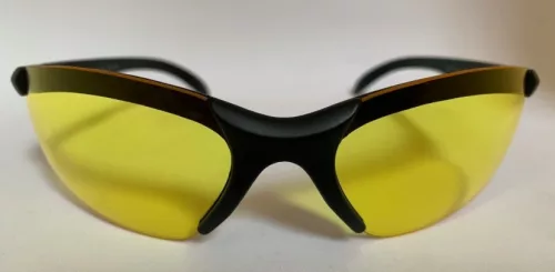 Ochelari pentru condus pe timp de noapte