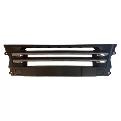 MAN TGX EURO 6 2018- grila radiatorului cu dungă cromată