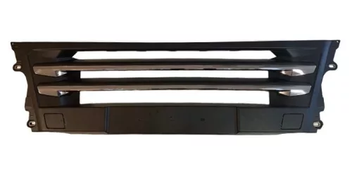 MAN TGX EURO 6 2018- grila radiatorului cu dungă cromată