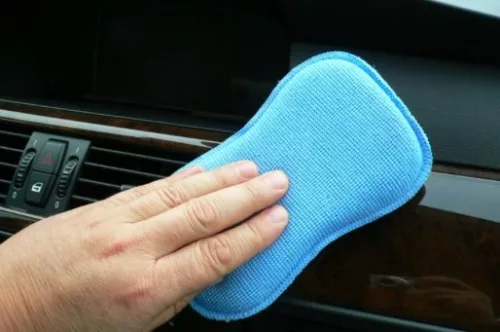 Burete de ștergere din microfibră