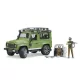 Land Rover Defenderi, cu forester și câine