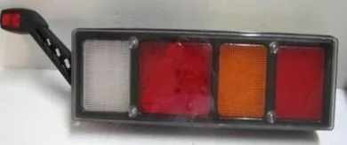 Lampă spate LED cu 7 camere triunghiulare prismatice cu indicator de margine dreaptă