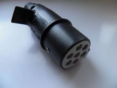 Ștecher electric S plastic