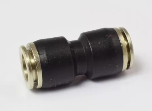 Conector drept din plastic cu inserție metalică de 10 mm