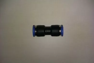Conector drept din plastic 4mm
