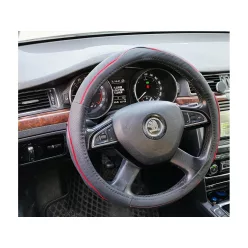HUSA PENTRU VOLAN 37-39CM IMITATIE DE PIELE NEGRU/ROȘU